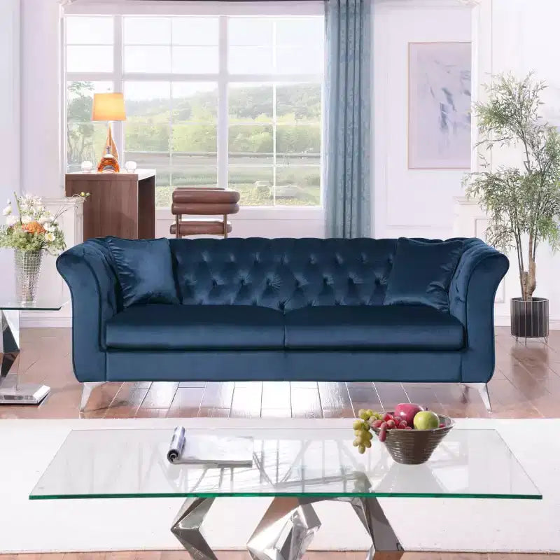 Canapé Chesterfield 3 places en velours ivoire / bleu marine / vert olive avec accoudoirs arrondis et pieds chromés