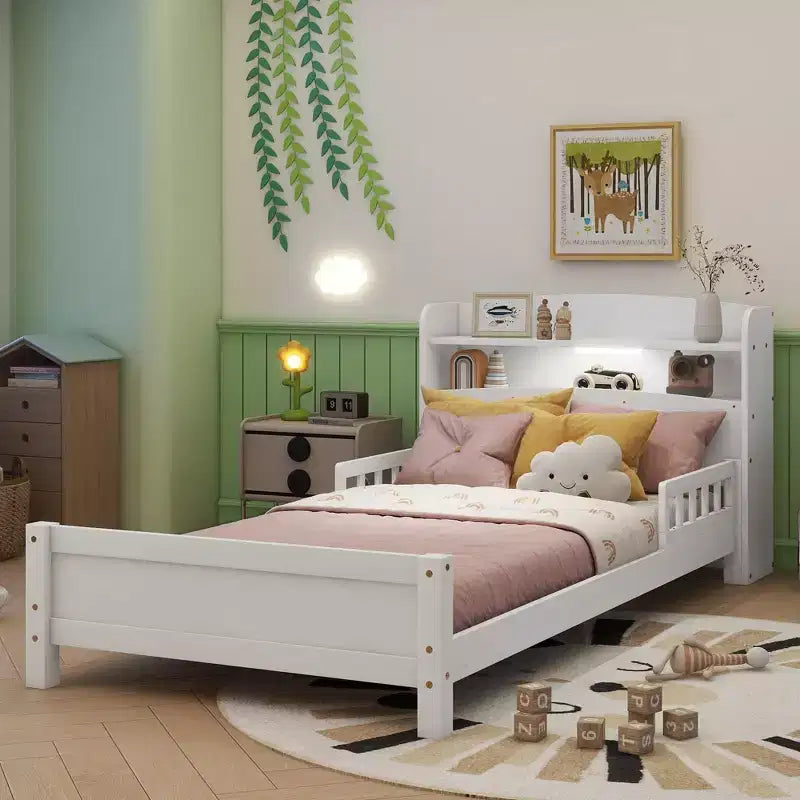 Lit jumeau blanc avec tête de lit bibliothèque, lumière LED et barrières de sécurité – Pour 1 enfant