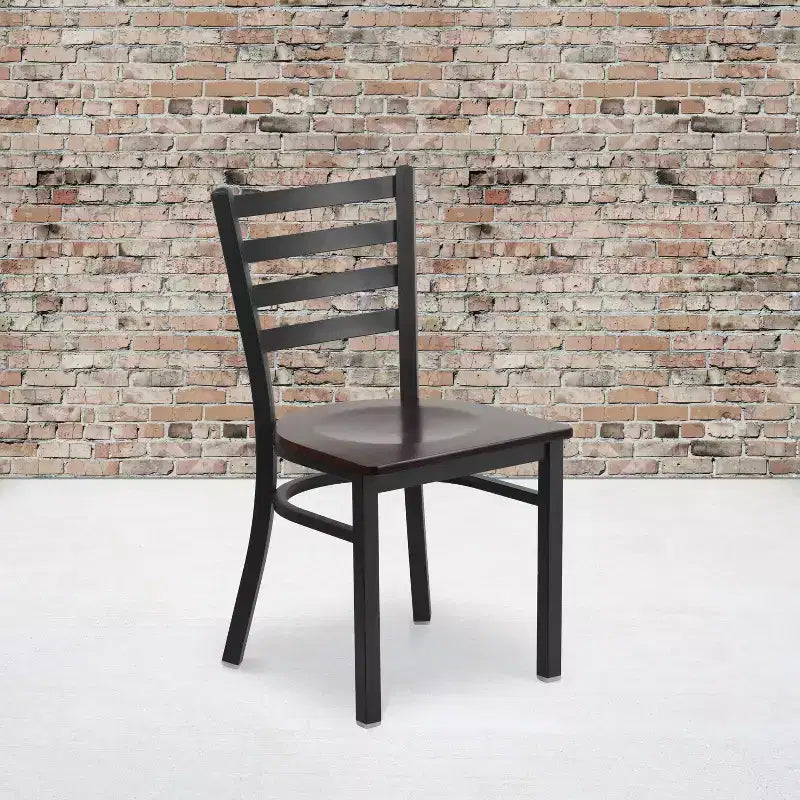 Chaise de restaurant en métal à dossier échelle Emma et Oliver, lot de 2