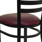 Chaise de restaurant en métal à dossier échelle Emma et Oliver, lot de 2